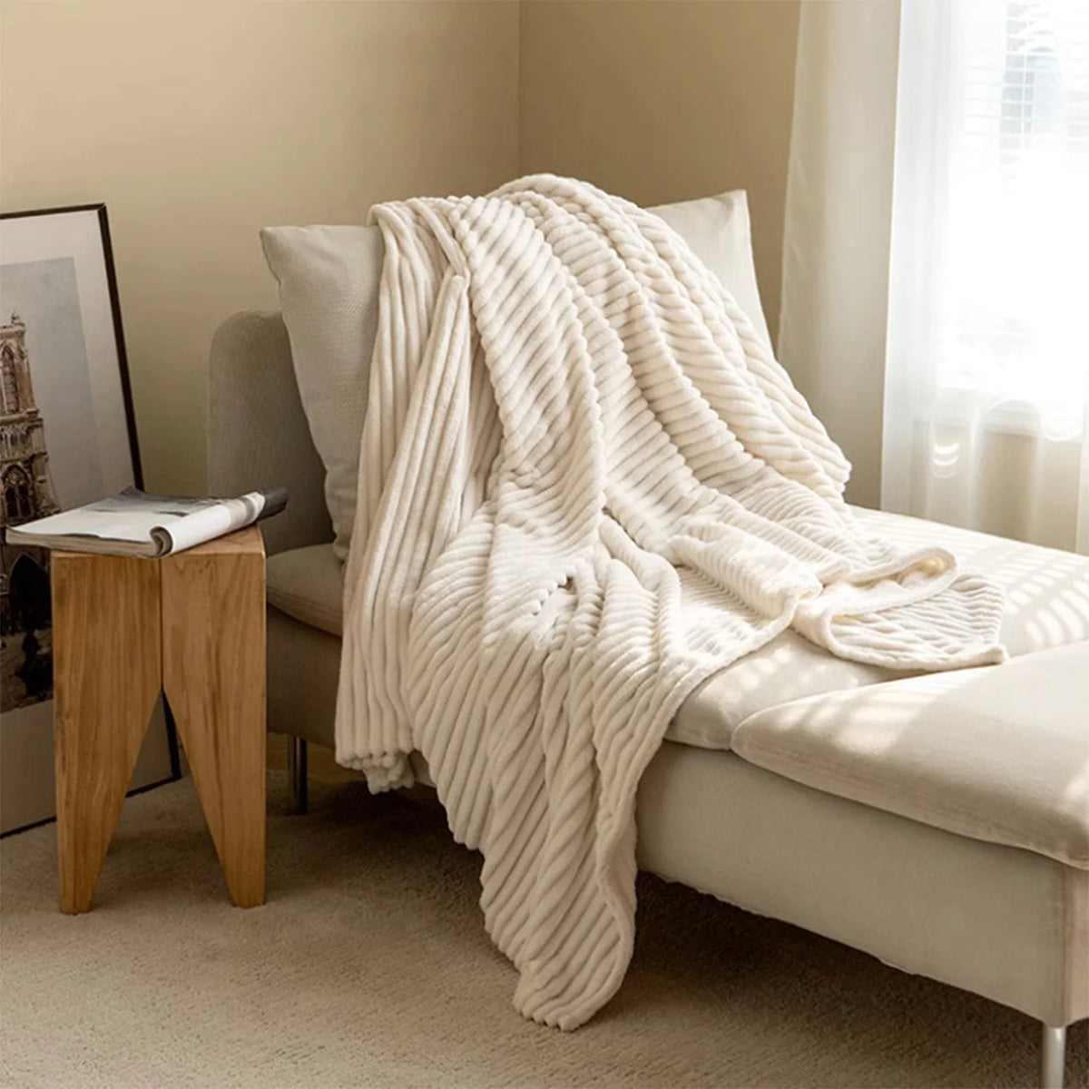 Premium 300GSM Bamboo Fleece Blanket | Soft & Warm Striped Throw | Anti-Pilling | Gift-Ready